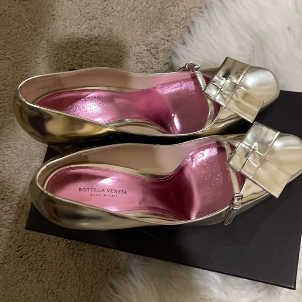 Bottega  veneta block heel pump…. Silver & gold weave block heels - Picture 3 of 9